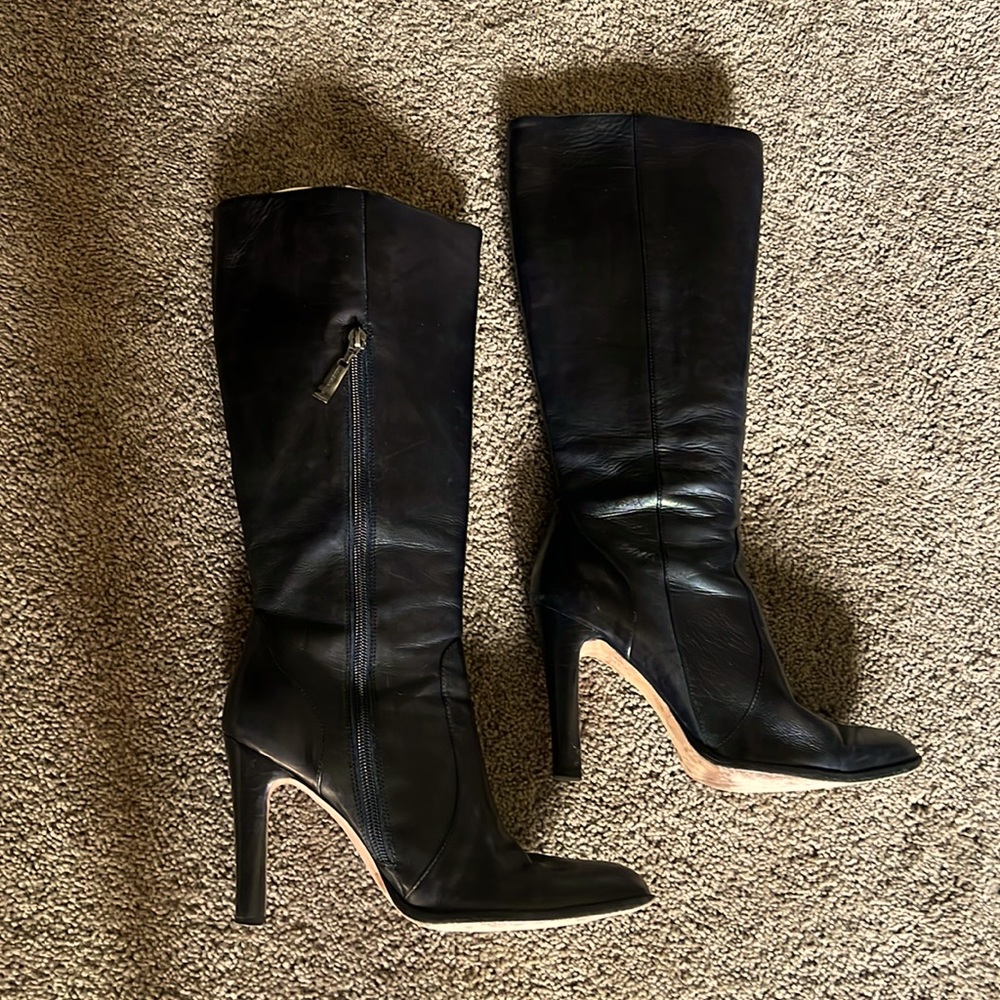 BCBG MaxAzria knee high high heel boots. Size 8/38